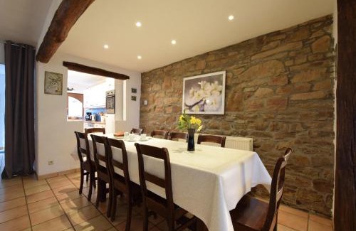 Freineux House | Cozy Former Farmhouse in Tranquil Village Retreat