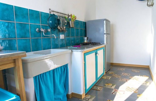 Santa Flavia House | Beachfront Retreat: Former Fisherman's House with Spa & Pool