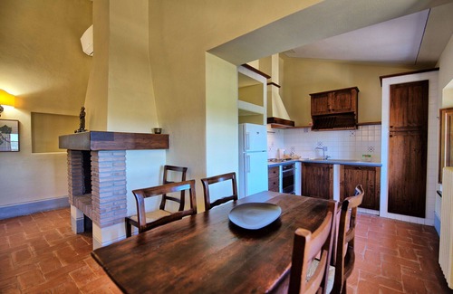 Castelnuovo Berardenga Apartment | Fornacino 3: Serene Vacation Rental with Pool in Tuscany