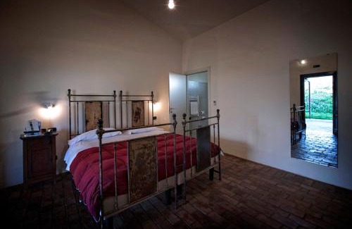 Borgo Faiti Hotel | Discover Foro Appio Mansio Hotel with Pool & Ocean Views