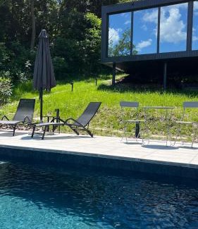 Szentendrei Villa | ForRest Boutique Cabin: Guest Rated 10/10 with Ocean Views