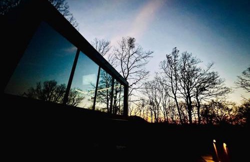 Szentendrei Villa | ForRest Boutique Cabin: Guest Rated 10/10 with Ocean Views