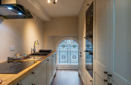 Kendal Apartment | Forrest's Townhouse: Two Apartments with Family-Friendly Perks