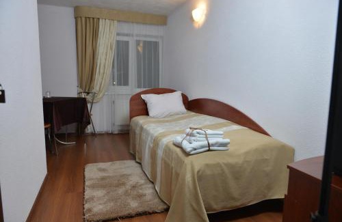 Rivne Hotel | Budget-Friendly Forsage: Top-Rated Stay with Breakfast & Kitchen