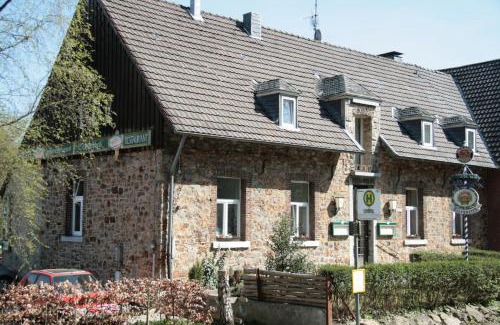 Aachen House | Pet-Friendly Stay at Forsthaus Schöntal with Family Amenities
