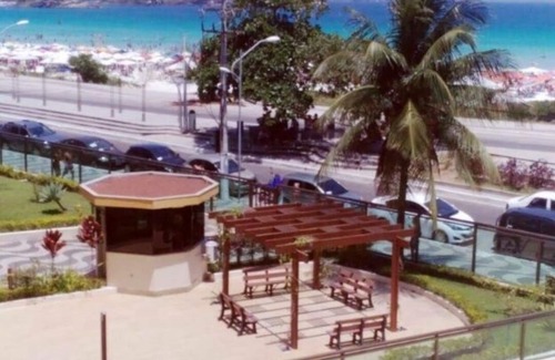 Centro Apartment | Beautiful FORT BEACH with Inviting Sea View & Pool Access