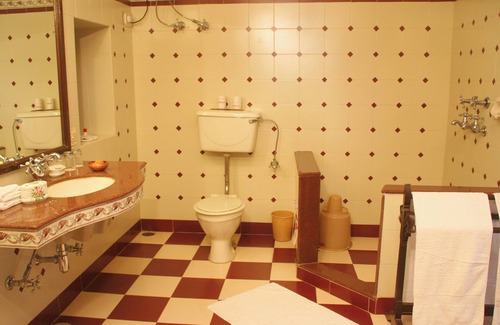 Luni Hotel | Fort Chanwa