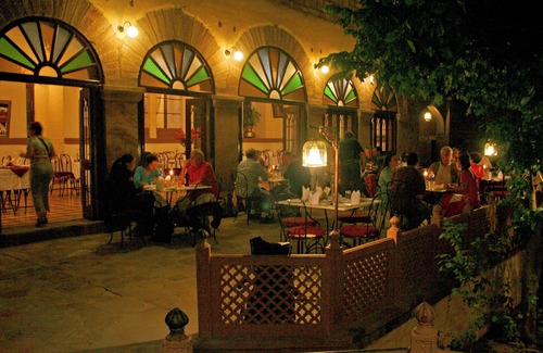 Luni Hotel | Fort Chanwa
