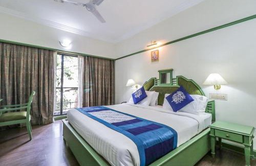 Chittilapilly Hotel | Family-Friendly Fort Gate Hotels & Resorts with Dining Options