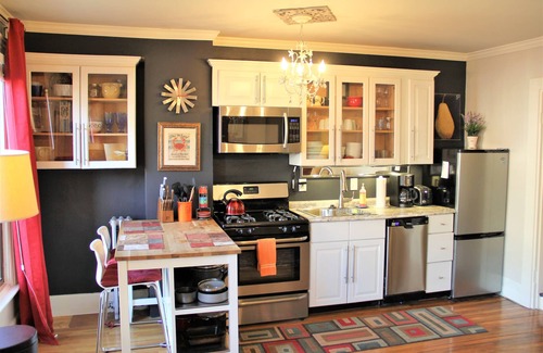 Highland Park Apartment | Fort Hill Inn: Family-Friendly Penthouse Near Downtown