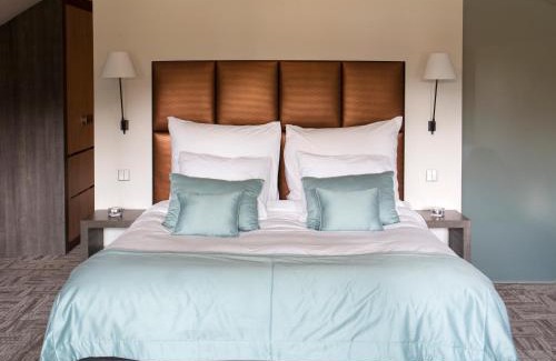 Zuidoostbeemster Hotel | Relaxing Retreat at Fort Resort Beemster: Top-Rated Getaway