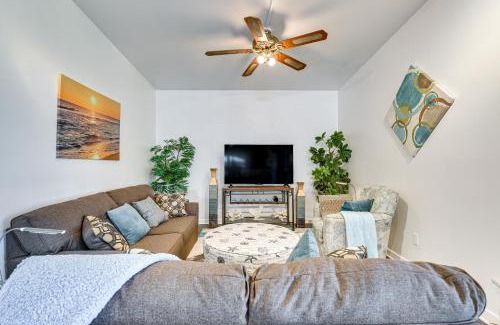 Fort Walton Beach House | Family-Friendly Fort Walton Home with Shared Pool Near Beach
