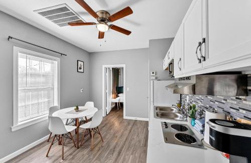 Fort Worth Apartment | Fort Worth Medical District Bungalow