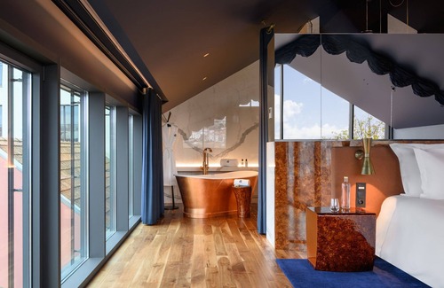 Santa Marinha Hotel | Experience The Lodge Hotel: 5-Star Spa and Pool Retreat
