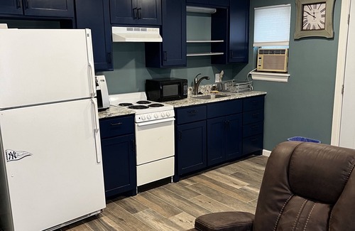 Burleson Apartment | Explore Forth Worth Country Living with Spa & Kitchen Access