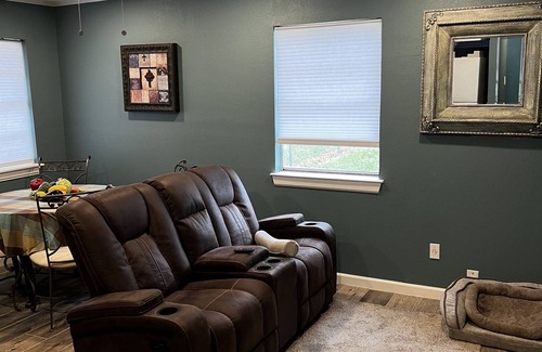 Burleson Apartment | Explore Forth Worth Country Living with Spa & Kitchen Access