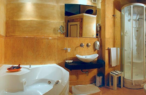 Portonovo Hotel | Exceptional Fortino Napoleonico: Ocean View & Family Friendly