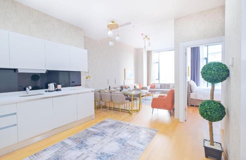 Kadikoy Apartment | Explore Fortis Yeni Kadıköy: 4-Star Pet-Friendly Stay
