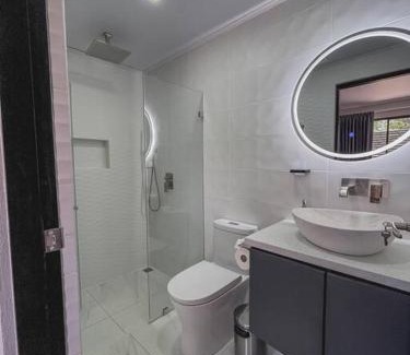 Sardinal House | Fortu House: Family-Friendly Stay with 9.4/10 Rating