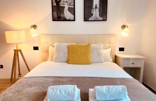 Rondinella - Baraggia - Restellone Apartment | Fortuna Milan: Pet-Friendly Stay Near Metro & Duomo