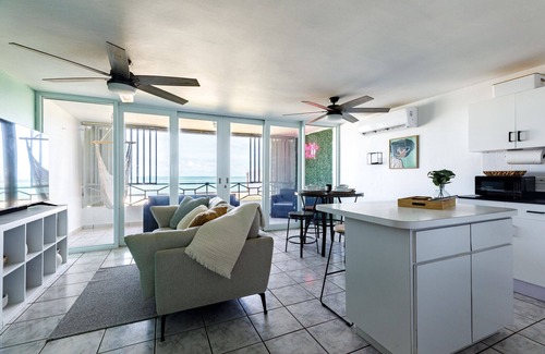 Playa Fortuna Apartment | Beachfront Bliss at Fortuna Paradise with Ocean Views