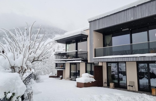 Zell am See Apartment | Fortuna View - Superior Apartment with Spa & Pet-Friendly Perks