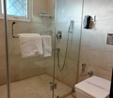 Hosur Hotel | Fortune Hosur Hotel: Family-Friendly with Pool & Dining