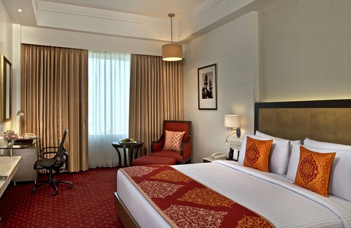 Rajkot Hotel | Experience Fortune Park JPS Grand: 5-Star Comfort Awaits