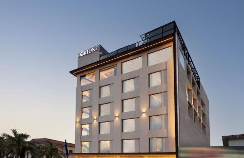 Amritsar Hotel | Discover Fortune Ranjit Vihar: 4-Star Stay with Spa & Pool