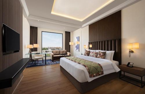 Amritsar Hotel | Discover Fortune Ranjit Vihar: 4-Star Stay with Spa & Pool