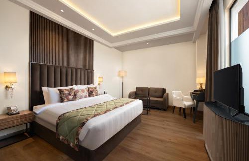 Amritsar Hotel | Discover Fortune Ranjit Vihar: 4-Star Stay with Spa & Pool