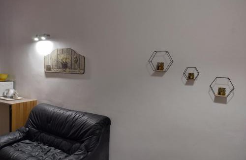 Victoria Apartment | Forty Three #1, 2