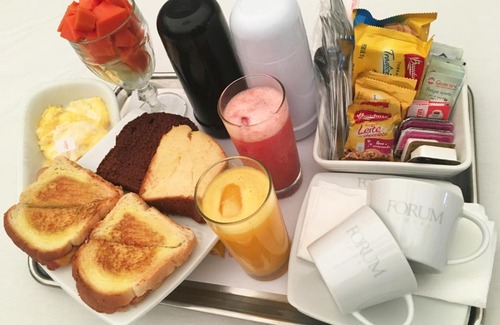 Piedade Hotel | Budget-Friendly Forum Motel with Breakfast and Hot Tub