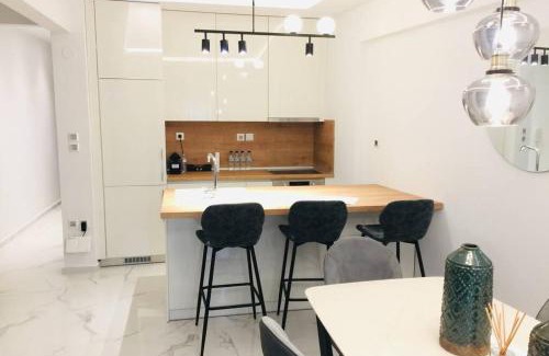 Kalamaria Apartment | Top-Rated Forumland Modern Cozy Apartment in Kalamaria