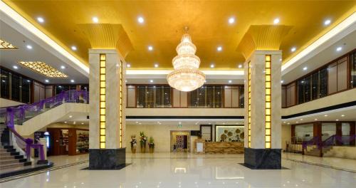 Nanhai Hotel | Explore Foshan Jiagao Business Hotel: Family-Friendly Stays