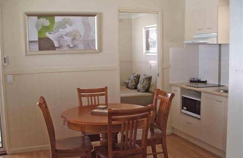 Nundle Apartment | Top-Rated Fossickers Tourist Park with Family Amenities