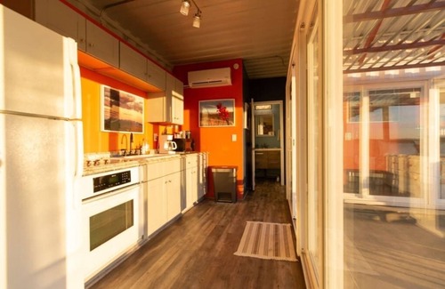 Terlingua House | Remarkable Fossil Knob Ridge: Modern Container Home Stay