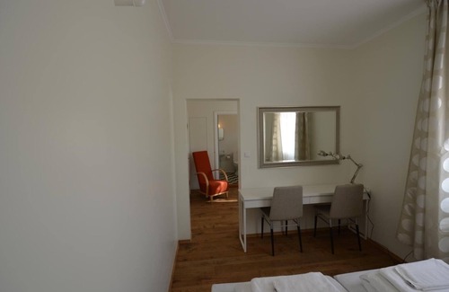 Maurset Hotel | Fossli Hotel: Guest Rated 9/10 with Family-Friendly Dining