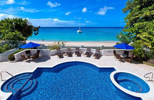 Reeds Bay Villa | Fosters House: Beachfront Escape with Pool & Ocean Views