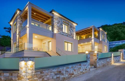 Chrisi Akti Villa | Foti's Villas: Oceanfront Retreat with Exceptional Reviews