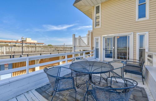 North Ocean City House | Beachfront Fountain Head Bungalows with Pool & Ocean Views