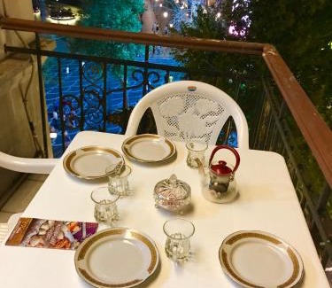 Sabayil Apartment | Budget-Friendly Fountain Square Apartment Awaits You