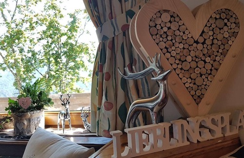 Muehlbach Am Hochkoenig Bed & Breakfast | Comfortable Four-Bed Room at Alpengasthof Pension Rapoldsberg