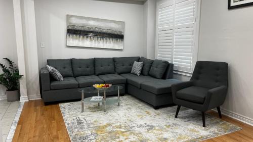 Halton Regional Municipality House | Four Bedroom Spacious House with Parking in Milton, Ontario