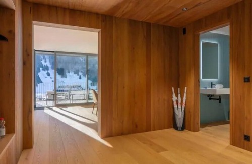 Engelberg Apartment | Four Bedroom Superior Apartment With Mountain View and Terrace
