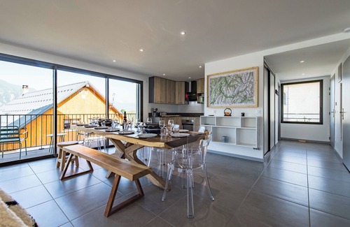 Albiez-le-Vieux Apartment | Four-bedroom triplex in Albiez-Montrond