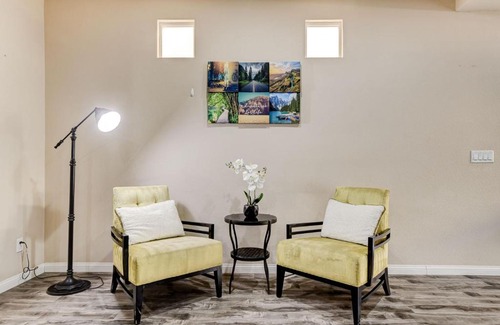 Enterprise House | Unforgettable Stays at Four of a Kind! Guest Rated 9.7