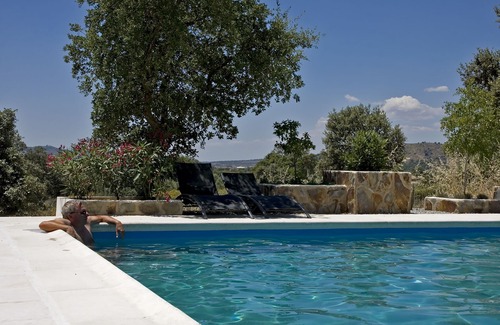Arroyomolinos de Montanchez House | Inviting Bungalow in Spanish Countryside for Nature Lovers