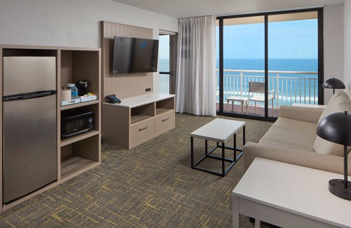 Northeast Virginia Beach Hotel | Oceanfront Comfort at Four Points By Sheraton Virginia Beach