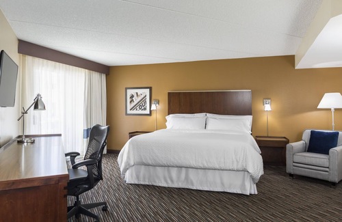 Buffalo Grove Hotel | Discover Four Points by Sheraton Buffalo Grove: Family-Friendly Amenities